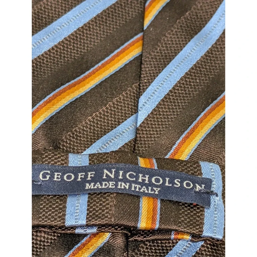 Geoff Nicholson Modern Silk Neck Tie Italy Made Striped Brown/Blue Men